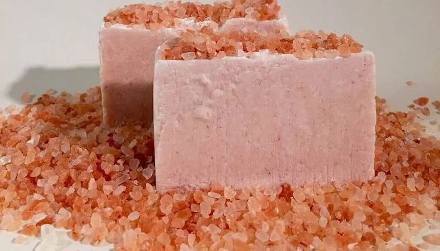 خرید و قیمت روز صابون نمکی ایرانی