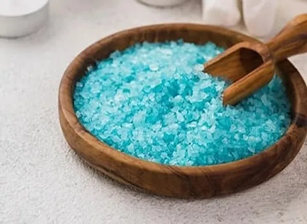 راهنمای خرید کاربردهای پزشکی و درمانی نمک آبی سمنان: از گذشته تا امروز + قیمت عالی