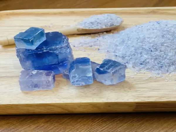 نحوه استفاده از نمک آبی اصل در آشپزی و زیبایی + خرید