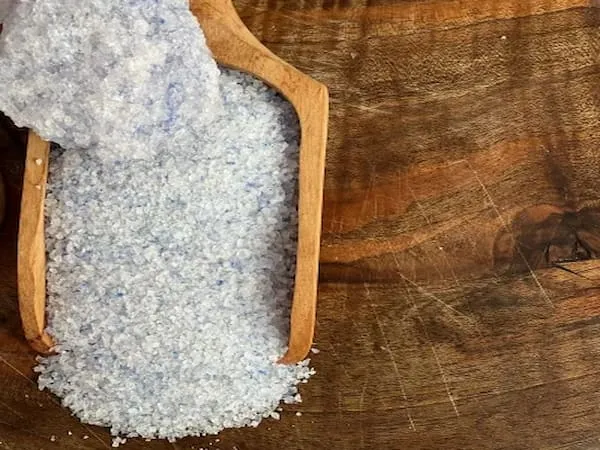چگونه نمک آبی را در خانه تهیه کنیم؟ | خرید با قیمت ارزان
